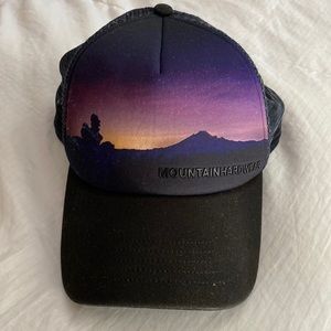 Mountain Hardwear Trucker Hat